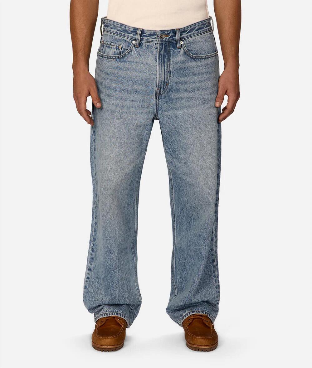 NEW INDUSTRIE lone star denim jean in sky wash